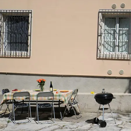 Casa Alta Nozzano Castello